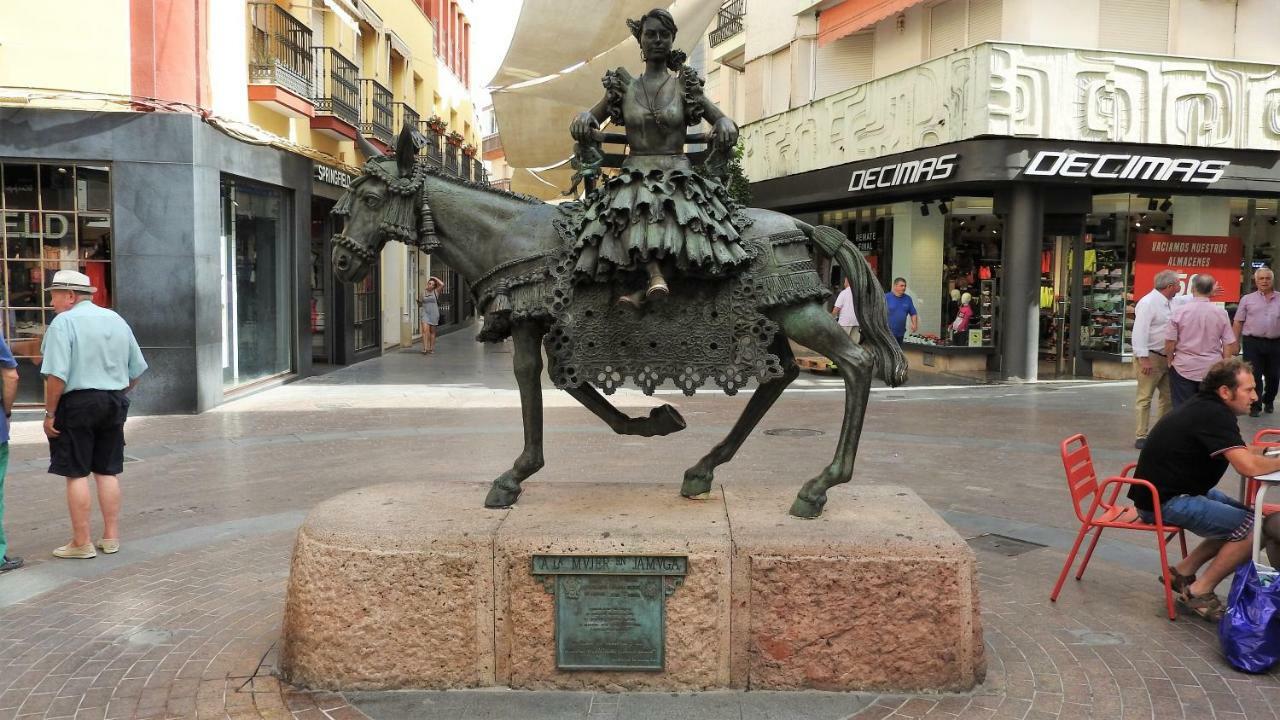Apartament Viviendas Con Fines Turisticos ''la Jamuga'' Andújar